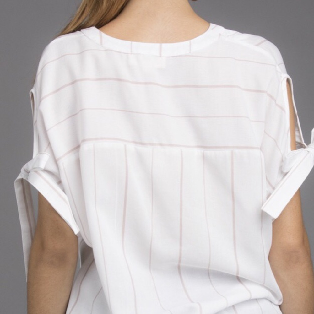 Open Shoulder Striped Top - Picture 3 of 4